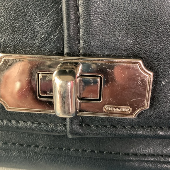 Coach Large Leather Wristlet/ Clutch - Picture 2 of 10